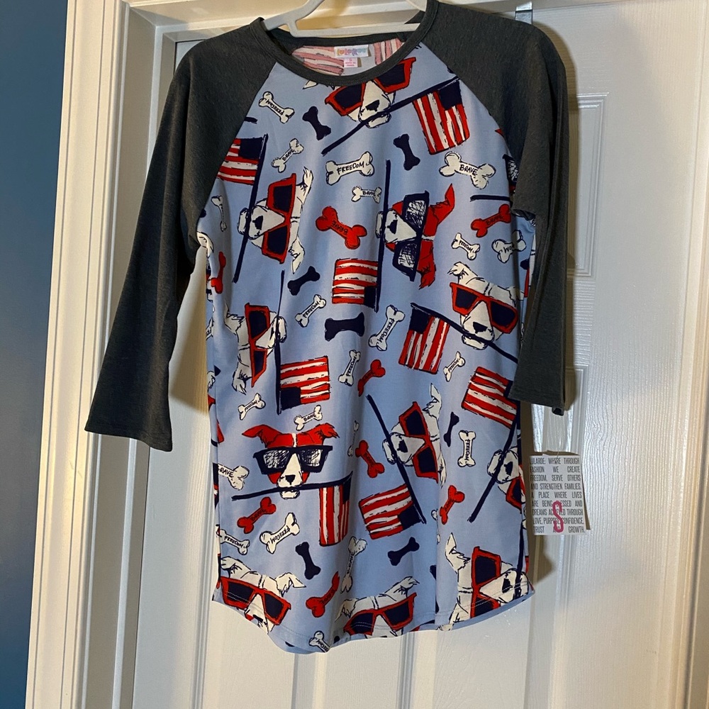 Lularoe Americana Randy Baseball Tee American flags and dogs BNWT